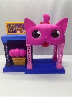 Pink Catwoman Playset Kids Toy - Interactive Pretend Play